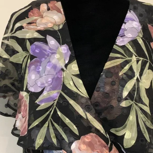 New Gabby Skye Chiffon Dress. - Picture 4 of 5